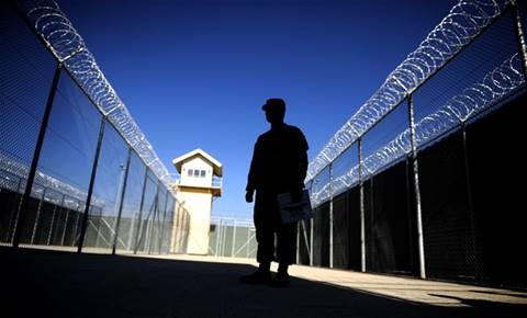 http://vonmetz.com/amnesiac/prison.jpg
